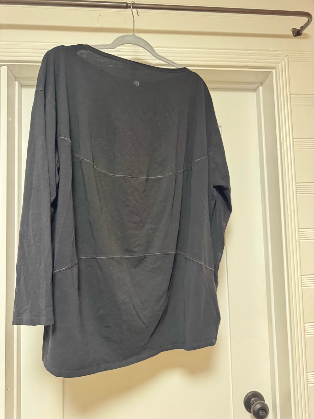 Set of 3 lululemon Back In Action shirts - Picture 4 of 14